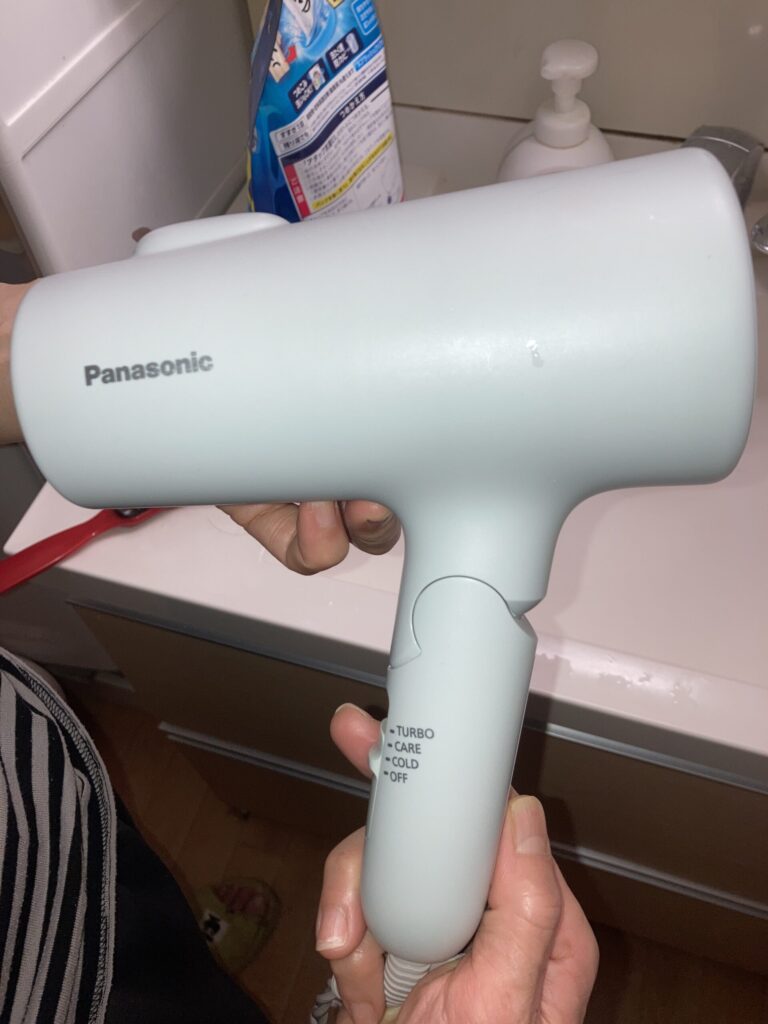 ドライヤーの電気代を測定したヘアドライヤー