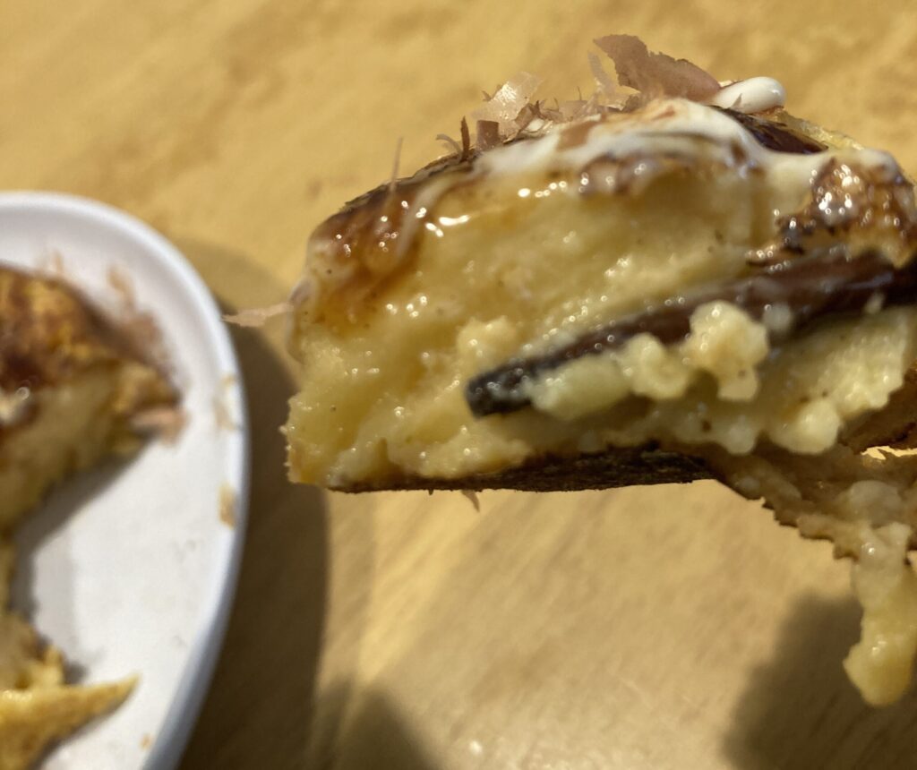 焼き上がったカクタコをひっくり返した状態 焼き目がついた仕上げ前